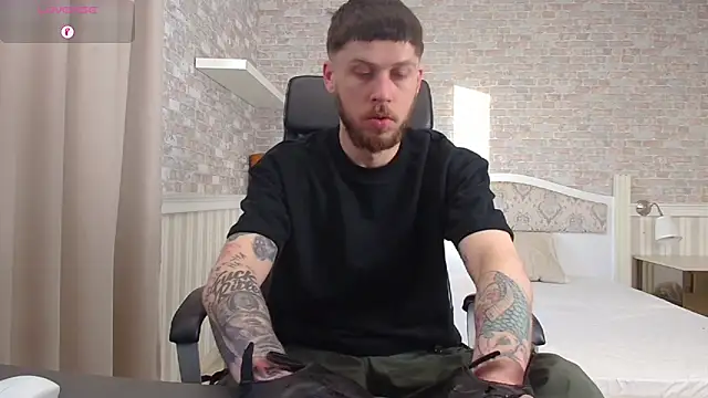 JonahShaw online show from 04/24/26, 04:26