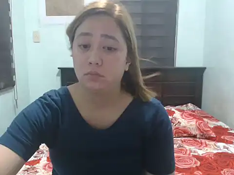 Hello Kiffy69 online show from 03/29/26, 01:33