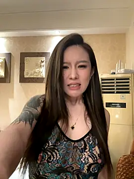 Manson13333 online show from 10/26/25, 03:40