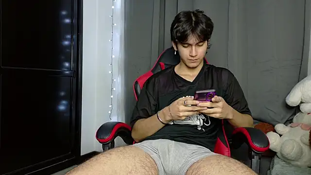 zeta tgn online show from 04/22/26, 03:53