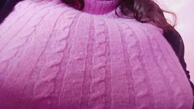 Snapshot of _Emily_rosee_ chatting on 11/10/25, 11:20 Emily rosee online show from 11/10/25, 11:20