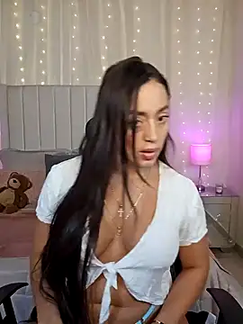 AriadnaTaylor online show from 04/24/26, 06:43