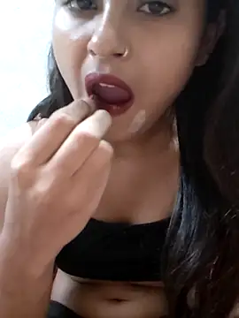 Tara2007 online show from 11/24/25, 05:45