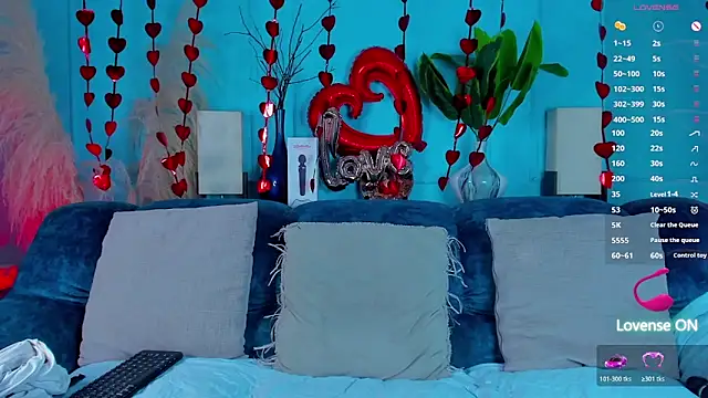 Leo Savage  online show from 02/11/26, 03:33