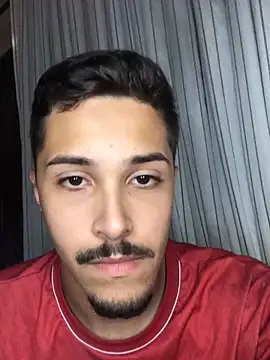 henriquexz244 online show from 12/22/25, 05:32