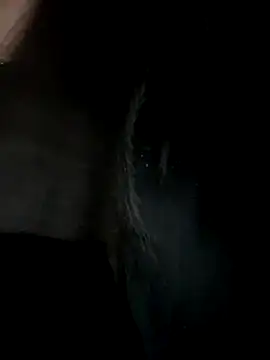 Snapshot of LiaSaenz27 chatting on 09/24/25, 02:48 LiaSaenz27 online show from 09/24/25, 02:48
