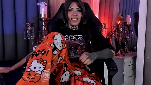 misstomie  online show from 04/01/26, 08:37