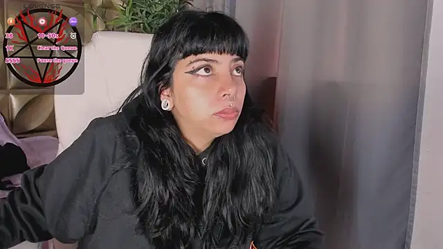 emily-santoss online show from 10/17/25, 02:19
