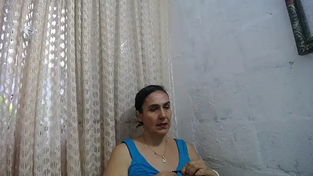 gabbyparker  online show from 02/09/26, 10:47