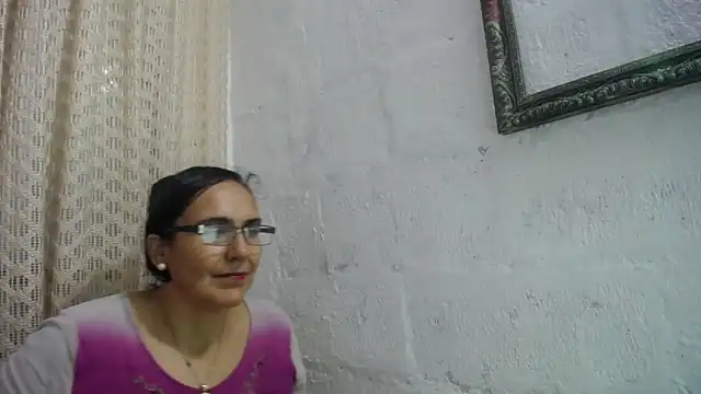 gabbyparker  online show from 02/13/26, 11:45