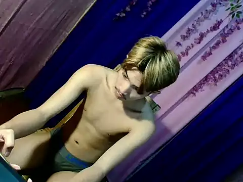 addicted to alex online show from 11/19/25, 01:33