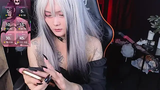 GothXRaven online show from 09/18/25, 03:47