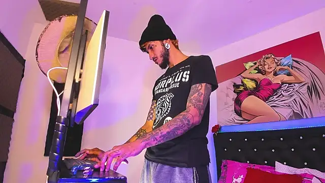 dex 55 online show from 10/05/25, 01:15