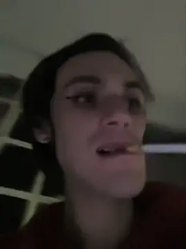 Snapshot of femdomroom chatting on 11/20/25, 07:52 femdomroom online show from 11/20/25, 07:52