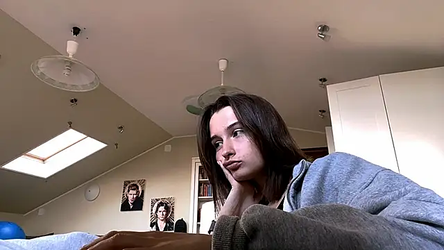 Snapshot of DarlineBrustera chatting on 09/13/25, 02:17 DarlineBrustera online show from 09/13/25, 02:17