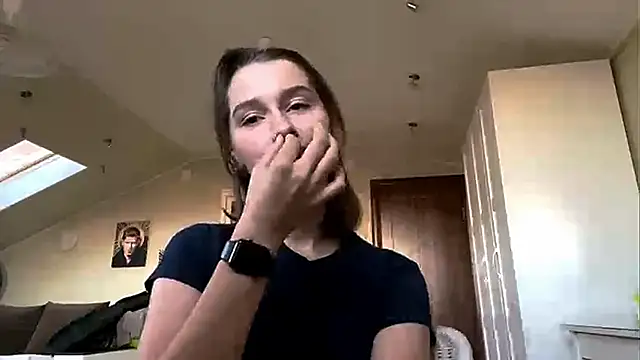 Snapshot of DarlineBrustera chatting on 10/02/25, 02:35 DarlineBrustera online show from 10/02/25, 02:35