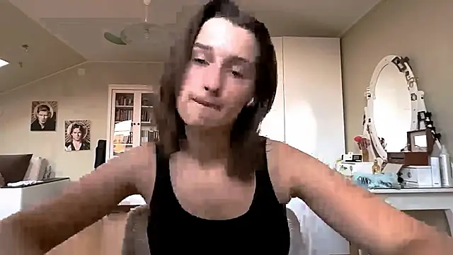 Snapshot of DarlineBrustera chatting on 10/07/25, 02:25 DarlineBrustera online show from 10/07/25, 02:25