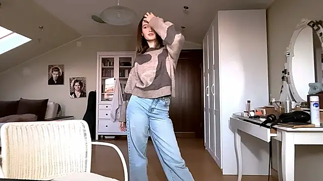 Snapshot of DarlineBrustera chatting on 10/12/25, 02:27 DarlineBrustera online show from 10/12/25, 02:27