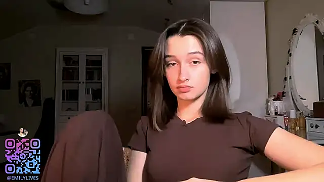 Snapshot of DarlineBrustera chatting on 12/01/25, 02:11 DarlineBrustera online show from 12/01/25, 02:11