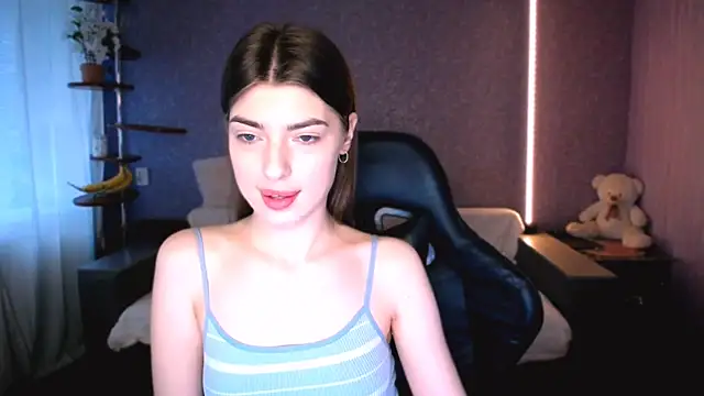Dianaa Lee0 online show from 06/07/26, 01:59