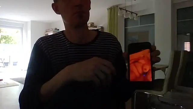 Snapshot of Trockenbau chatting on 05/14/26, 08:32 Trockenbau online show from 05/14/26, 08:32
