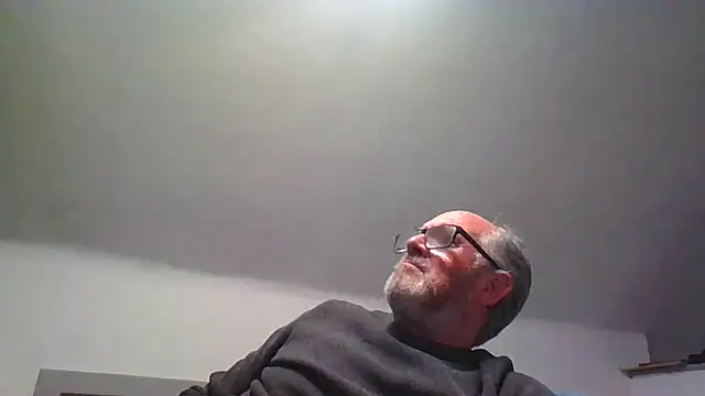 naughtygrandad1 online show from 12/17/25, 07:53
