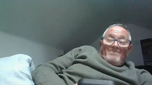 naughtygrandad1 online show from 06/05/26, 07:41
