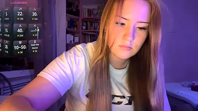 PandaFluff online show from 10/08/25, 03:53