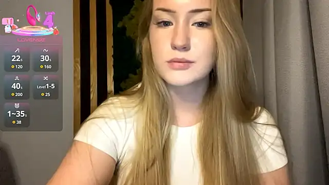 PandaFluff online show from 10/26/25, 04:57