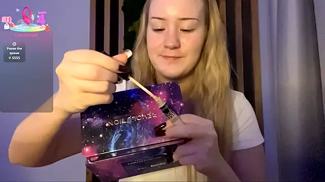 PandaFluff online show from 11/10/25, 04:17