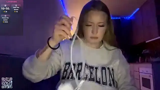 PandaFluff online show from 02/26/26, 06:18