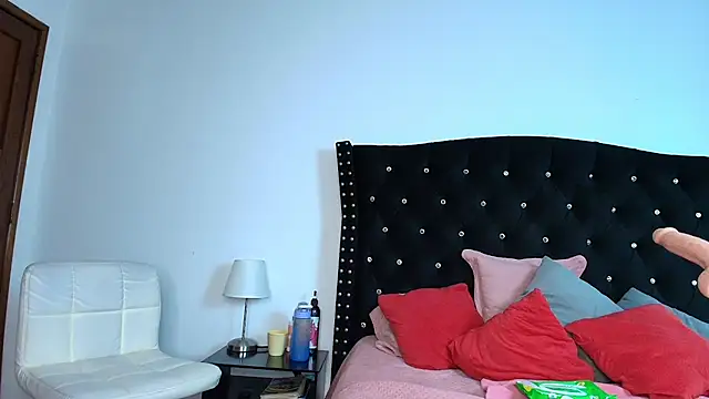 Violetta Starr online show from 09/16/25, 09:54