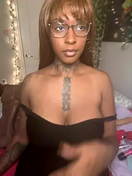 MistiSavannah online show from 12/02/25, 12:38