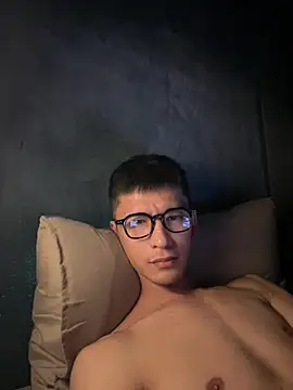 icefun1109 online show from 04/19/26, 06:10