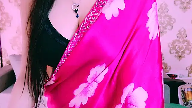 Snapshot of My_Rose chatting on 01/11/26, 12:15 My Rose online show from 01/11/26, 12:15