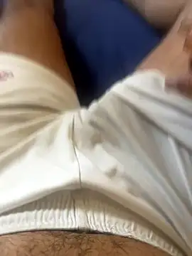 Beurberry19 online show from 10/08/25, 04:37