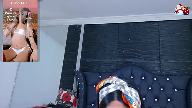 Snapshot of Lucia-Horny24 chatting on 11/12/25, 08:19 Lucia-Horny24 online show from 11/12/25, 08:19