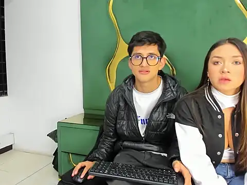 Noa Arez online show from 10/07/25, 05:04