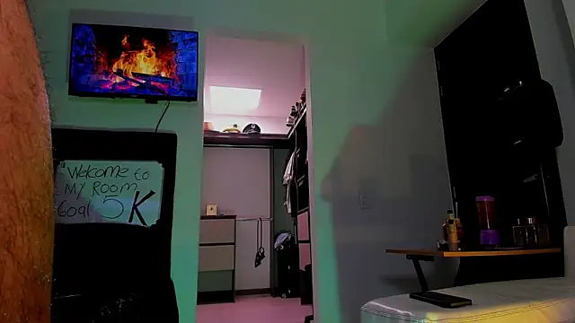 Andrew Johnnson online show from 09/18/25, 05:15