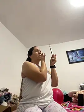 emma hot2006 online show from 10/13/25, 05:46