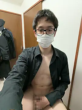 Snapshot of gHayato chatting on 04/28/26, 04:45 gHayato online show from 04/28/26, 04:45