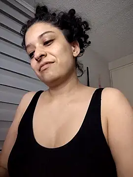 miss carmila1 online show from 10/31/25, 12:11