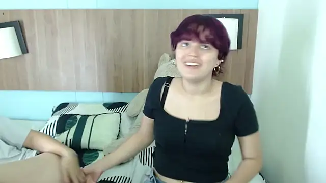 JadeAndJess  online show from 09/18/25, 01:35