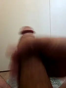 Snapshot of BooBooKittyFuhck chatting on 10/19/25, 10:10 BooBooKittyFuhck online show from 10/19/25, 10:10