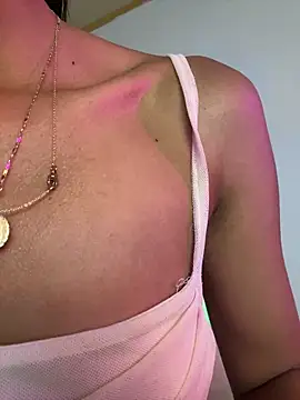 LilybethGray online show from 12/20/25, 11:01