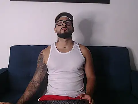 Eric Evans1 online show from 10/30/25, 04:03