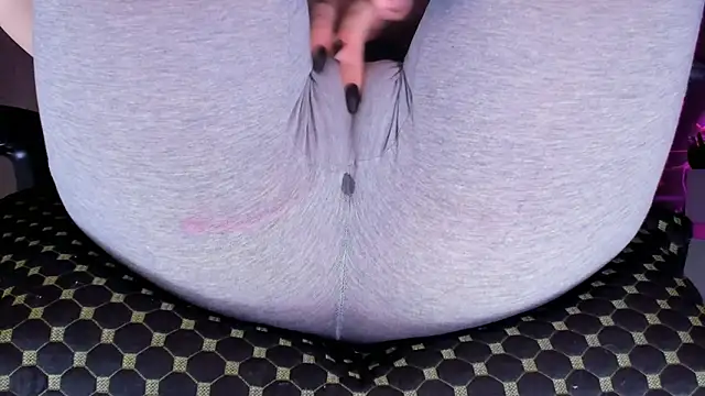 Snapshot of Cameltoe_squirt_inPants chatting on 11/07/25, 01:00 Cameltoe squirt inPants online show from 11/07/25, 01:00