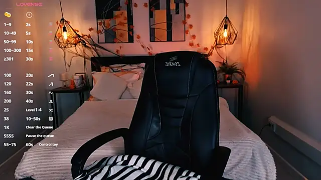 Lexi terele online show from 11/15/25, 07:05