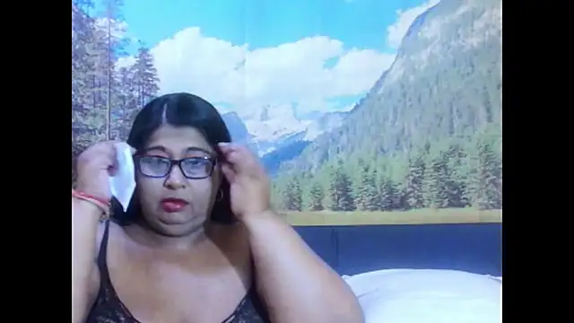 indianhoney694u online show from 02/04/26, 05:24
