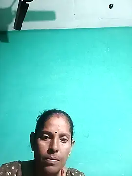 Snapshot of Suhana_pandit chatting on 09/27/25, 09:53 Suhana pandit online show from 09/27/25, 09:53